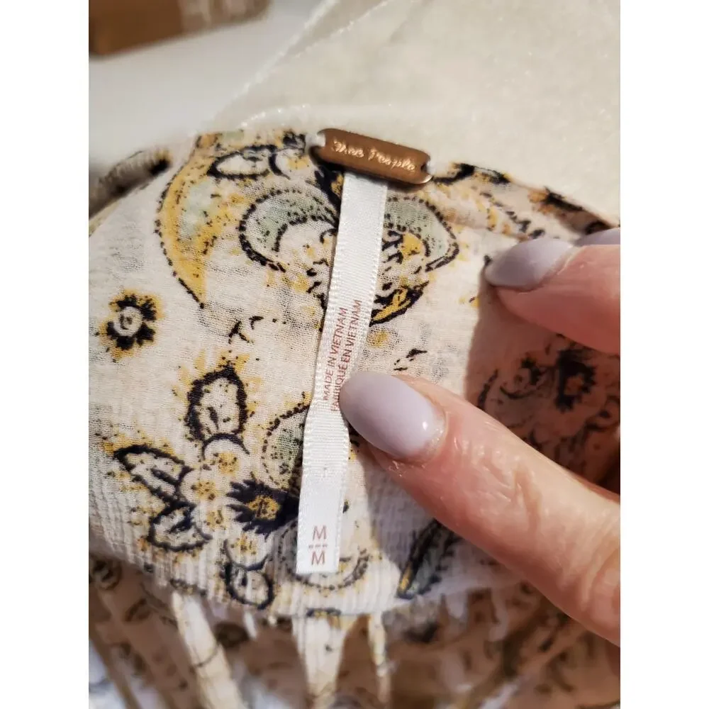Free People Crop Pink‎ Paisley Medium